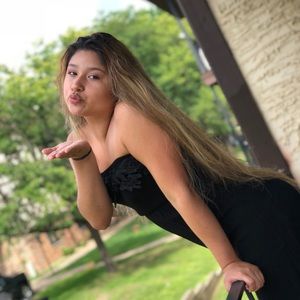 Meet your Posher, Consuelo